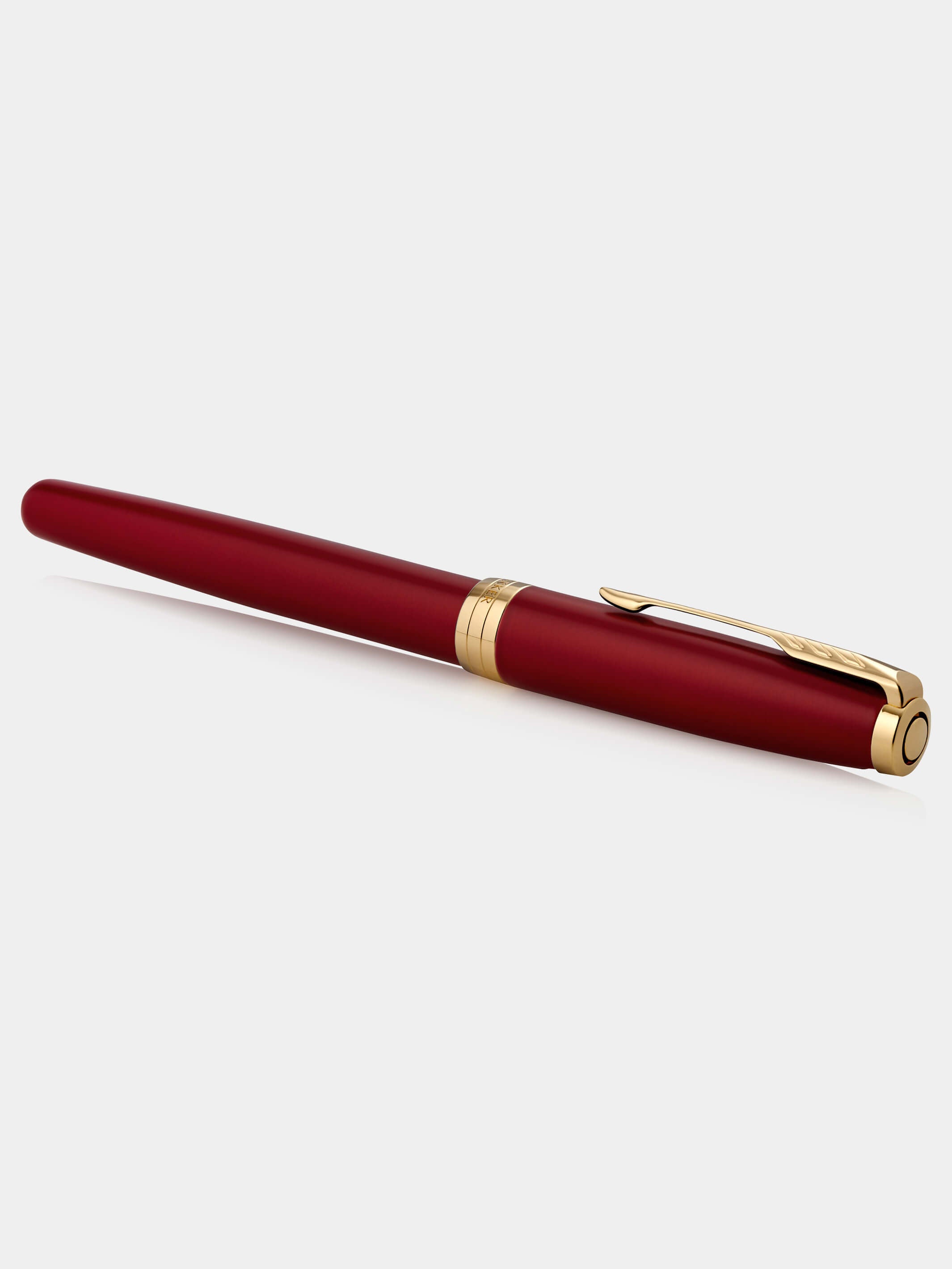 Parker Red Lacquer Fountain Pen with 18k gold nib medium